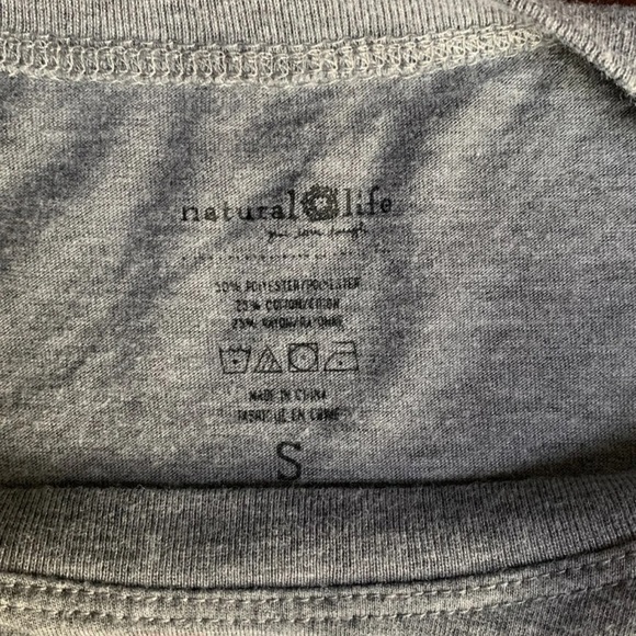 Natural Life “Live Happy” T-shirt - Picture 3 of 3